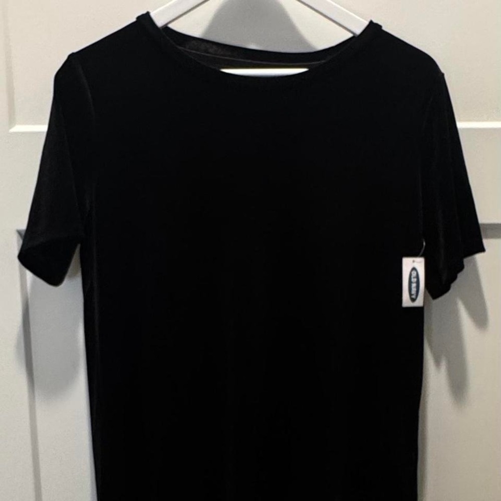 Old Navy Velour tshirt